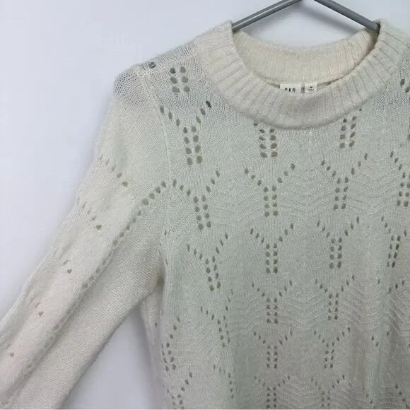 GAP Chunky Knit Pattern Sweater medium - Picture 9 of 9